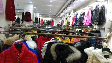 2024年中國服裝加盟與批發(fā)市場十大排行榜與行業(yè)趨勢分析