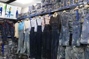 服裝尾貨 庫存之殤與暴利之謎